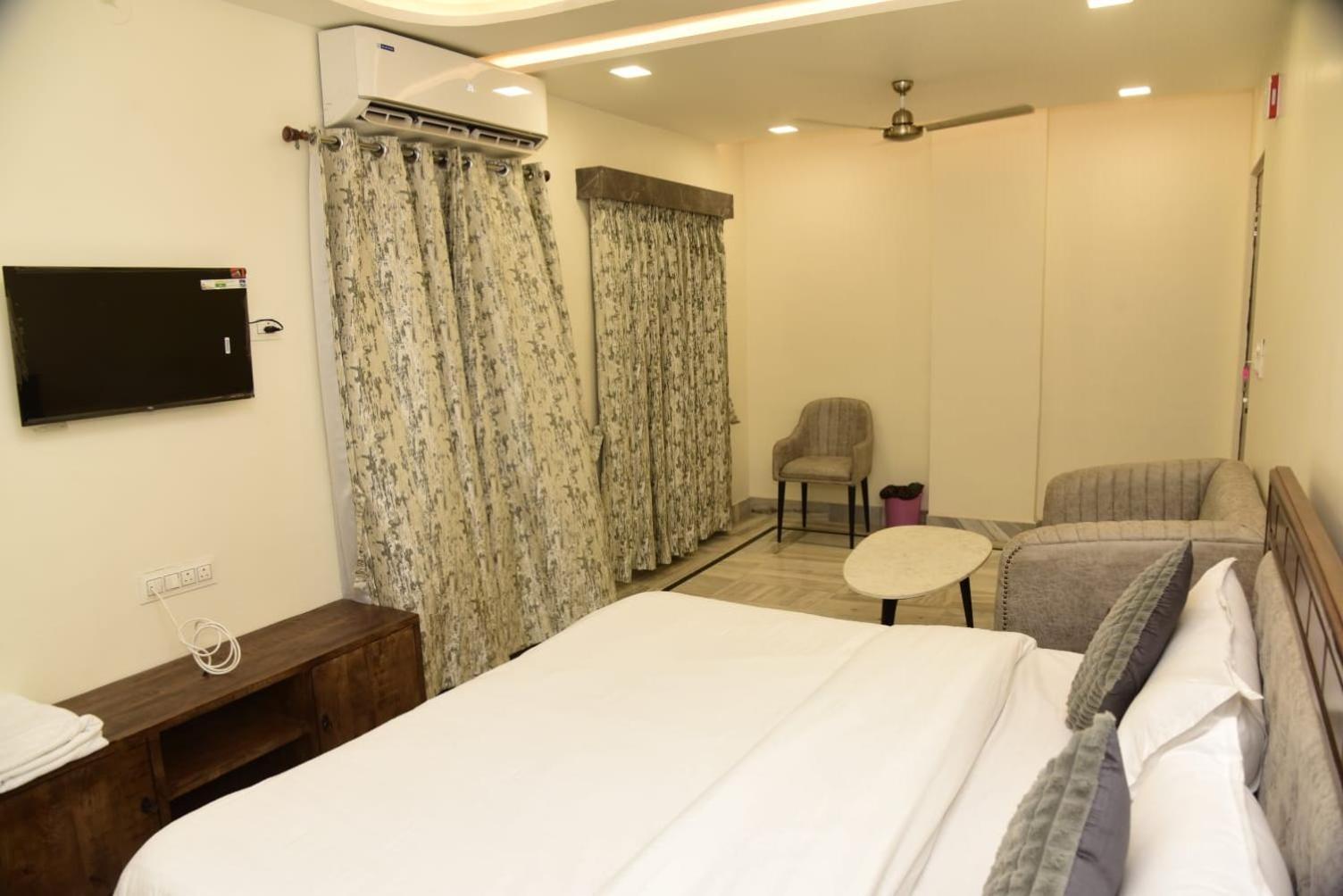 Holiday Out Hotel Jodhpur  Eksteriør bilde